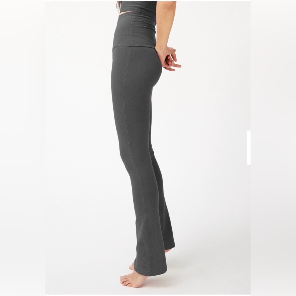 Groceries Apparel Mini Flare Legging Women's Size Medium